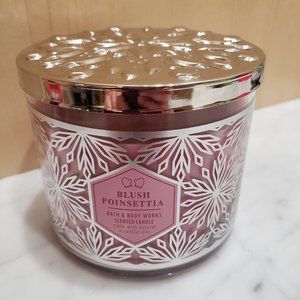 BATH & BODY WORKS Blush Poinsettia Candle 🕯